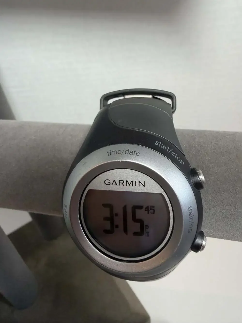 Garmin Forerunner 405 GPS Sport Running Watch with Charger
